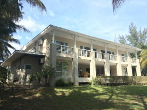 Гостиница Barra Beach Villa  Иньямбане